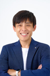代表 行政書士 梅澤 徹